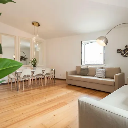 Appartamento Alfama Modern Two-bedroom W/ River View And Parking - By Lu Holidays