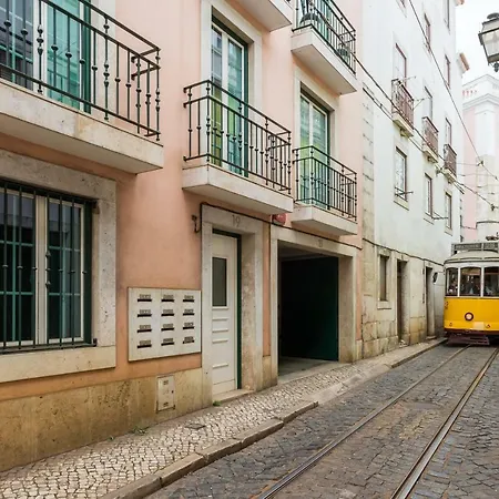 Alfama Modern Two-bedroom W/ River View And Parking - By Lu Holidays Apartment